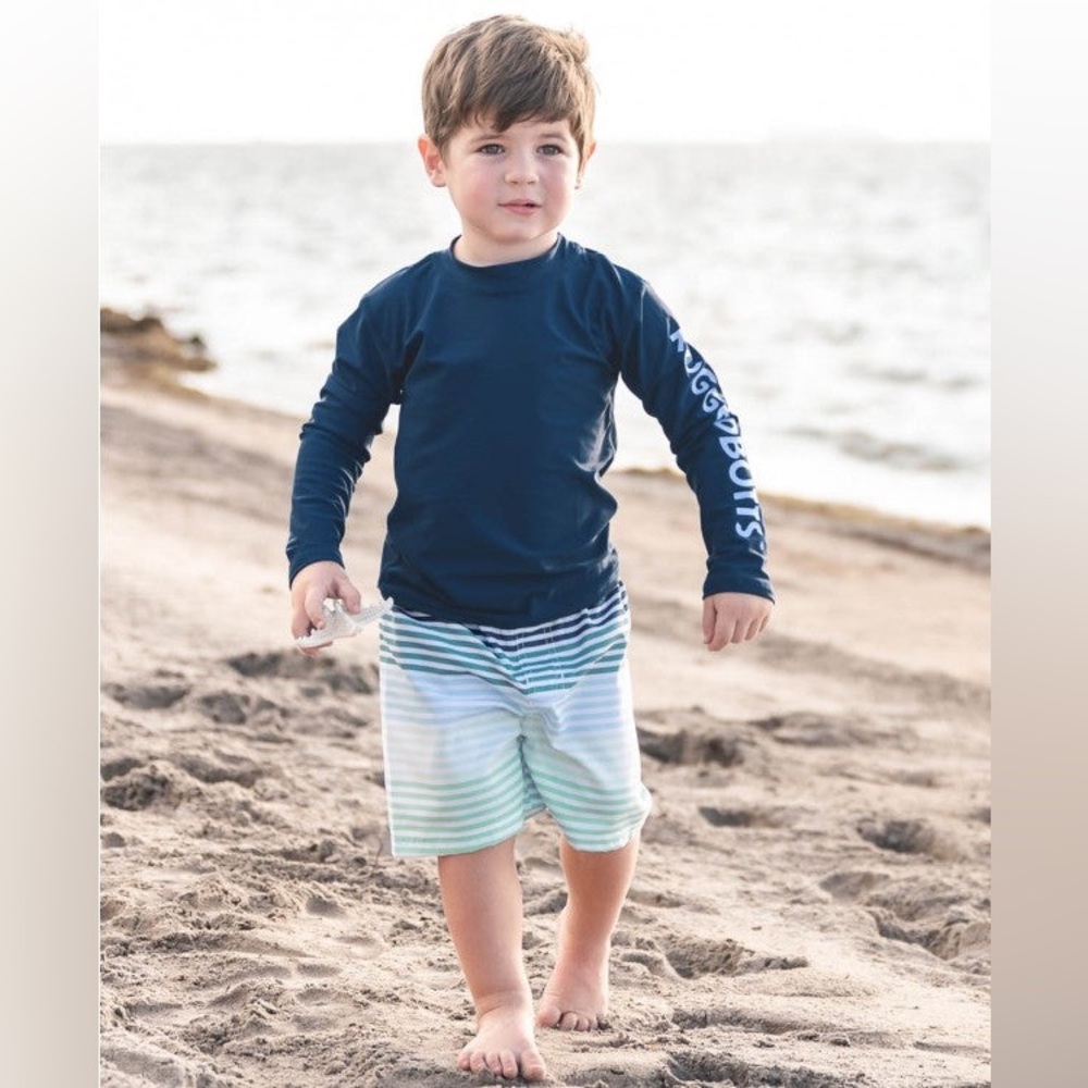 Like New Navy RuggedButts Long Sleeve Rash Guard, 2T & 18-24mo, MSRP $24